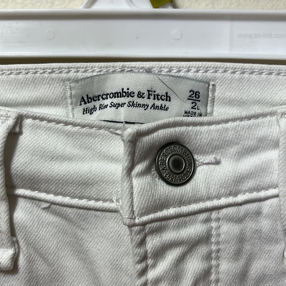 Abercrombie and fitch white jeans - Picture 3 of 7